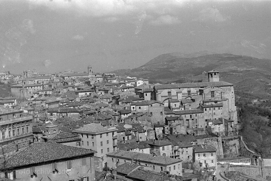 1950er. Italien. Provinz Perugia. Region Umbrien. Perugia
1950er. Italien. Provinz Perugia. Region Umbrien. Perugia. -  Italy. Perugia
Schlüsselwörter: 1950er;Italia;Italien;Italy;Perugia;Umbrien