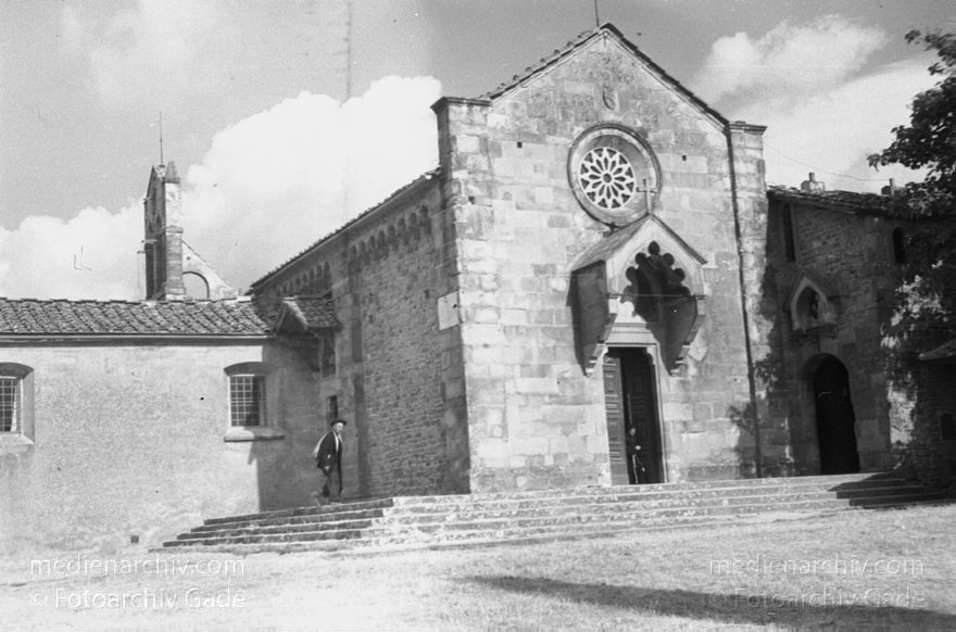 1930. Italien. Toskana. Florenz
1930r. Italien. Toskana. Florenz. Italia. Toscana. Firenze. Italy. Tuscany. Florence
Schlüsselwörter: 1930;Firenze;Florence;Florenz;Italia;Italien;Italy;Toscana;Toskana;Tuscany