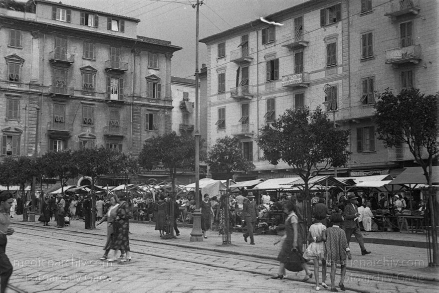 1930. Italien. Ligurien. La Spezia
1930. Italien. Ligurien. La Spezia
Schlüsselwörter: 1930;Italia;Italien;Italy;La Spezia;Ligurien