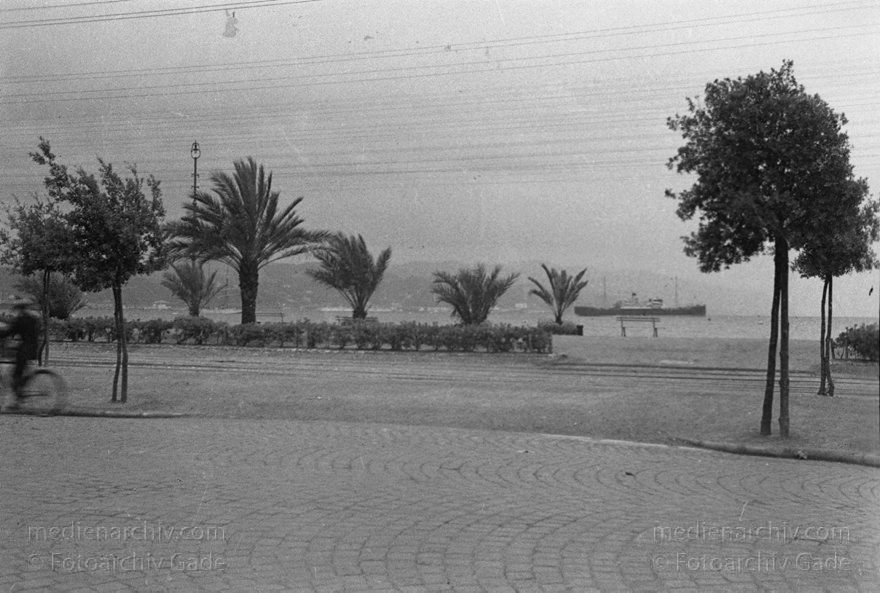 1930. Italien. Ligurien. La Spezia
1930. Italien. Ligurien. La Spezia
Schlüsselwörter: 1930;Italia;Italien;Italy;La Spezia;Ligurien