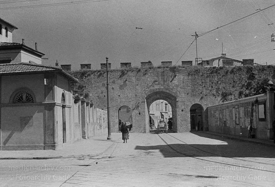 1930. Italien. Toskana. Pisa
1930. Italien. Toskana. Pisa. Italia. Toscana.  Italy. Tuscany
Schlüsselwörter: 1930;Italia;Italien;Italy;Pisa;Toscana;Toskana;Tuscany
