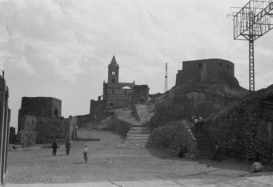 1930. Italien. Ligurien. Genua. Rapallo
1930. Italien. Ligurien. Genua. Rapallo - Italy. Liguria. Genoa - Italia. Liguria. Genova
Schlüsselwörter: 1930;Genua;Italia;Italien;Italy;Liguria;Ligurien;Rapallo