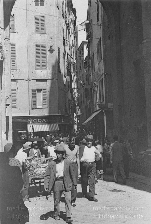 1930. Italien. Ligurien. Genua. Rapallo
1930. Italien. Ligurien. Genua. Rapallo - Italy. Liguria. Genoa - Italia. Liguria. Genova
Schlüsselwörter: 1930;Genua;Italia;Italien;Italy;Liguria;Ligurien;Rapallo