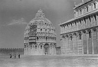 Italy-Pisa-1930-02-21.jpg