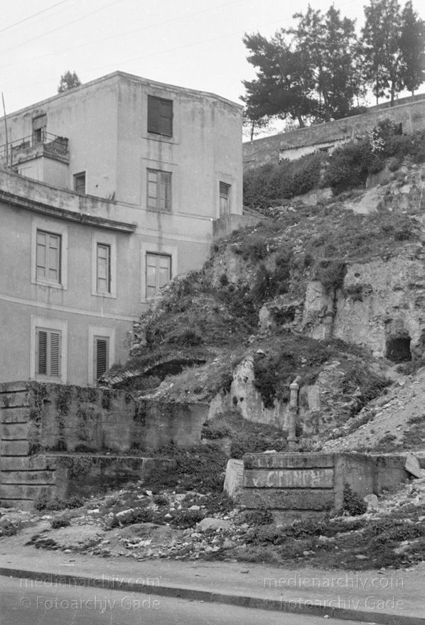 um 1950. Italien. Sizilien
1950er. Italien. Sizilien - Italy. Sicily - Italia. Sicilia. Randazzo (Kleinstadt am Ätna)
Schlüsselwörter: 1950;1950er;Italia;Italien;Italy;Randazzo;Sicilia;Sicily;Sizilien