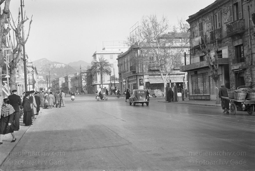 um 1950. Italien. Sizilien
1950er. Italien. Sizilien - Italy. Sicily - Italia. Sicilia
Schlüsselwörter: 1950;1950er;Italia;Italien;Italy;Messina;Sicilia;Sicily;Sizilien