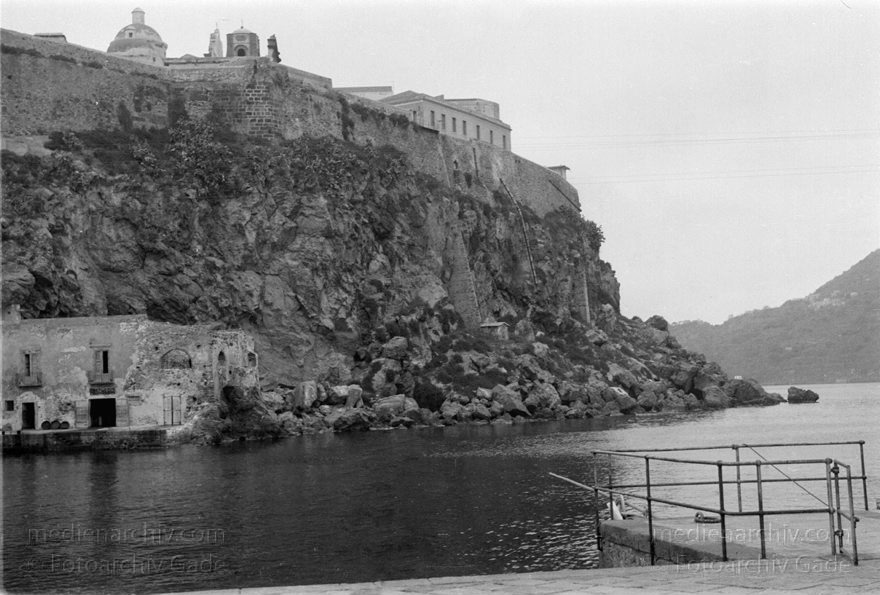 1950. Italien. Insel Lipari
1950. Italien. Provinz Messina. Insel Insel Lipari
Schlüsselwörter: 1950;Insel;Italia;Italien;Italy;Lipari;Mittelmeer;Sizilien