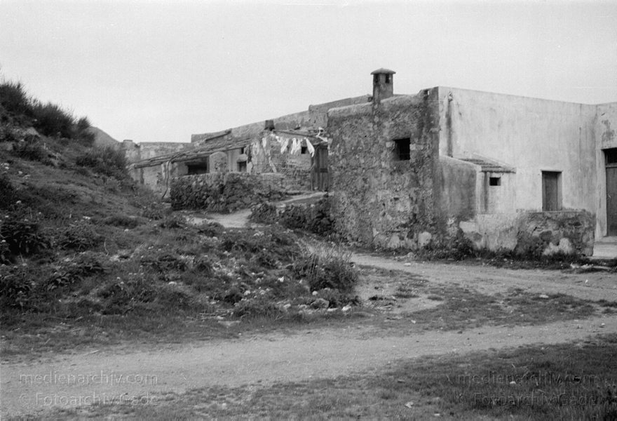 1950. Italien. Insel Vulcano
1950. Italien. Insel Vulcano. Vulkaninsel vor Sizilien.
Schlüsselwörter: 1950;Insel;Italia;Italien;Italy;Sizilien;Vulcano;Vulkaninsel