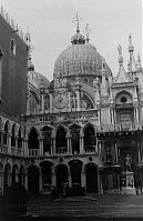 Dateiname=Italy-Venedig-1950er-027.jpg
Dateigröße=198KB
Abmessungen: 570x880
hinzugefügt am: 05. Januar 2016 Italy-Venedig-1950er-027.jpg