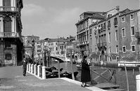 Dateiname=Italy-Venedig-1950er-048.jpg
Dateigröße=218KB
Abmessungen: 880x574
hinzugefügt am: 05. Januar 2016 Italy-Venedig-1950er-048.jpg