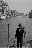 Dateiname=Italy-Venedig-1950er-049.jpg
Dateigröße=146KB
Abmessungen: 577x880
hinzugefügt am: 05. Januar 2016 Italy-Venedig-1950er-049.jpg