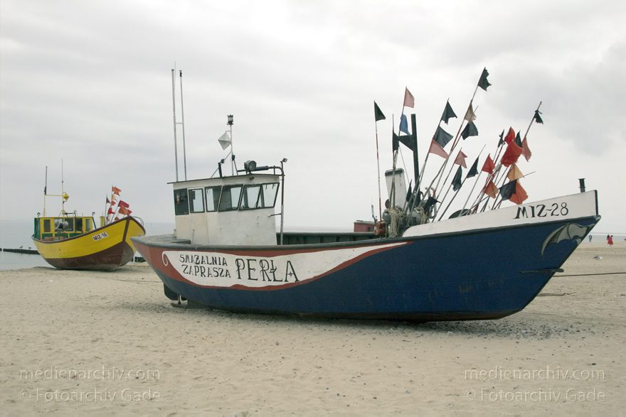 Polen. Wolin. Miedzyzdroje an der Ostsee. Strand. Fischerboote
20. 9. 2005. Polen. Insel Wolin. Miedzyzdroje an der Ostsee. Strand. Fischerboote
Schlüsselwörter: 2005;Boot;Fischerboote;Miedzyzdroje;Ostsee;Polen;Strand;Wolin