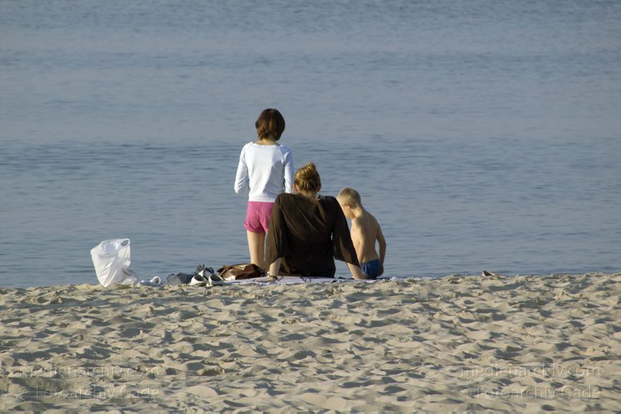 24. 9. Polen. Wolin. Miedzyzdroje an der Ostsee
24. 9. 2005. Polen. Insel Wolin. Miedzyzdroje an der Ostsee. Strand
Schlüsselwörter: 2005;Miedzyzdroje;Ostsee;Polen;Strand;Wolin