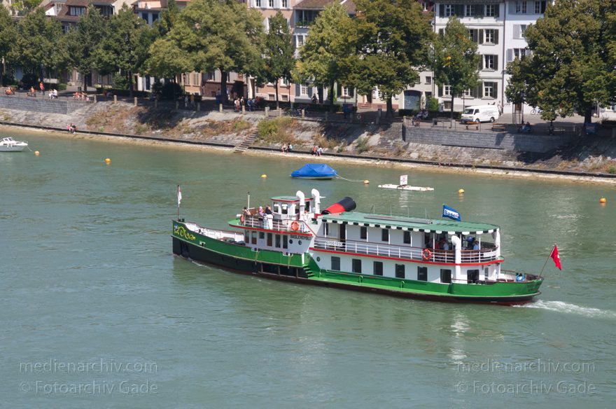 Schweiz. Basel
2. 8. 2011. Schweiz. Basel. Fluss Rhein
Schlüsselwörter: 2011;Ausflugsdampfer;Basel;Basilea;Boote;Bâle;Fahrgastschiff;Fluss;Rhein;Schiffe;Schweiz;Switzerland