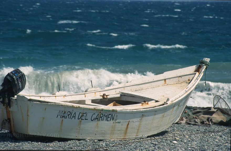 Spanien. Andalusien. Fischerboot am Strand
März 1997. Spanien. Andalusien - Spain. Andalusia. - España Andalucía. Almunecar. Fischerboot. Mittelmeer
Schlüsselwörter: Almunecar;Andalucía;Andalusia;Andalusien;Boote;Costa del Sol;España;Fischerboot;Spain;Spanien;Mittelmeer;1997;Boot