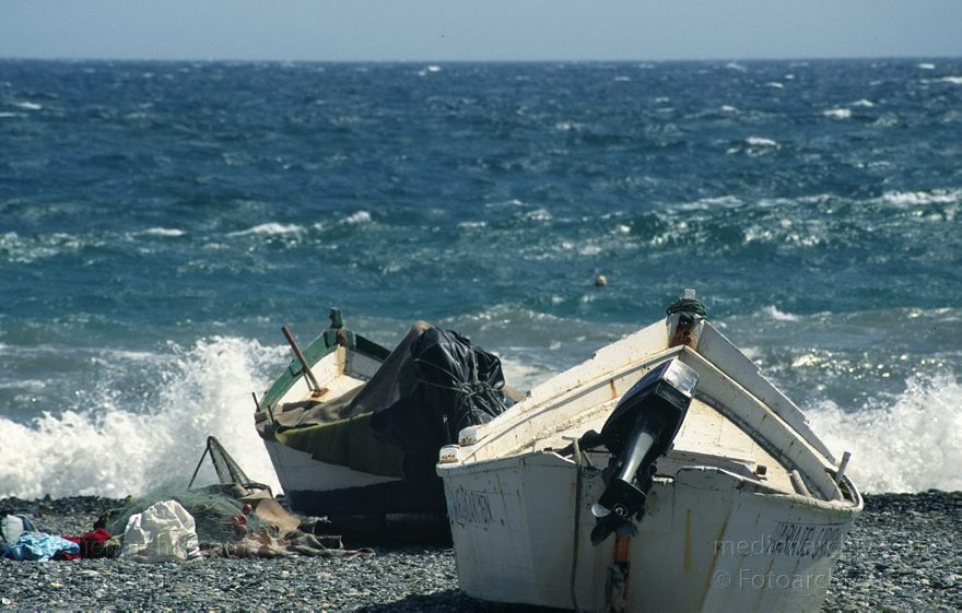 Spanien. Almunecar. Mittelmeer. Am Strand
1997, Spanien, Andalusien, Costa del Sol, Almunecar. Fischerboote am Strand. Meer, Wellen, Mittelmeer. Boot
Schlüsselwörter: Almunecar;Andalusien;Boote;Brandung;Costa del Sol;Fischerboote;Meer;Mittelmeer;Spain;1997;Spanien