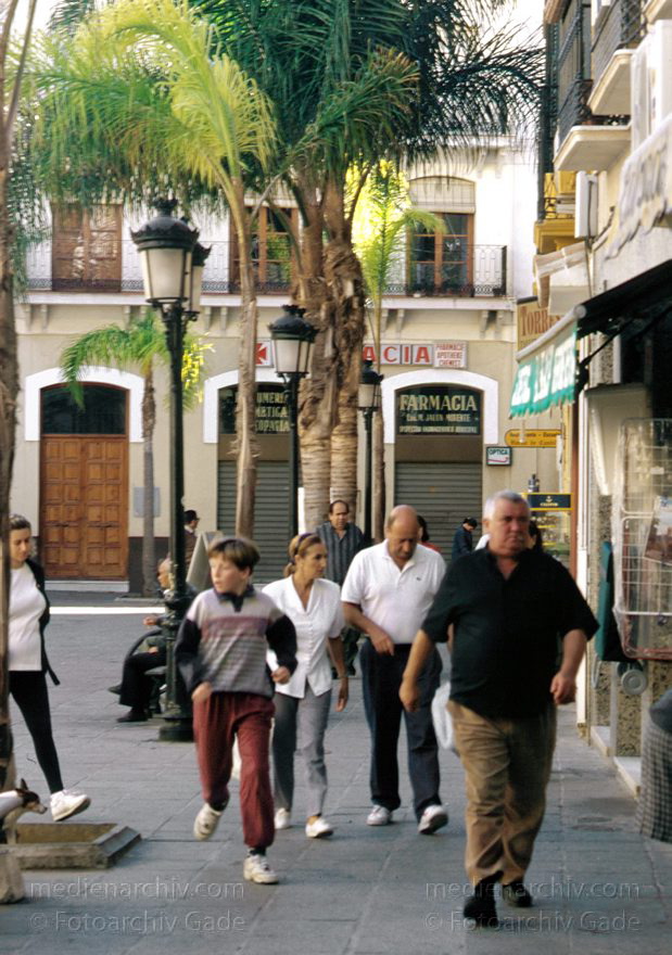 Spanien. Andalusien. Almunecar
November 1998. Spanien. Andalusien. Almunecar.
Schlüsselwörter: Almunecar;Andalusien;Costa del Sol;Spain;1998;Spanien