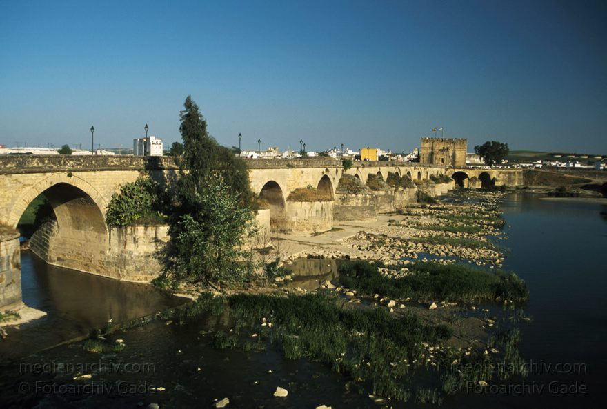Spanien. Andalusien. Cordoba
März 1997. Spanien. Andalusien. Cordoba. Der Fluss Guadalquivir
Schlüsselwörter: Andalusien;Cordoba;Guadalquivir;Spain;1997;Spanien