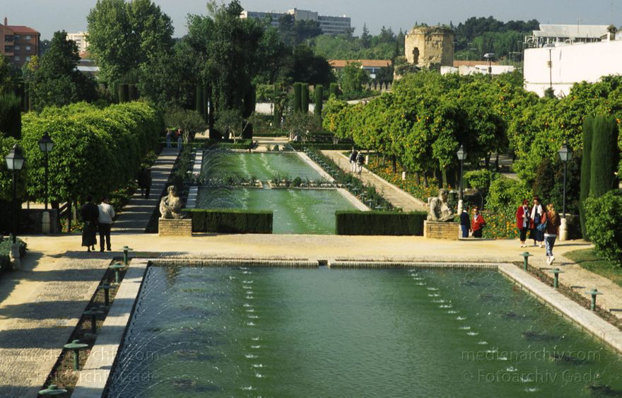 Spanien. Andalusien. Cordoba
März 1997. Spanien. Andalusien. Cordoba. Im Garten des Alcázar.
Schlüsselwörter: Andalusien;Cordoba;Spain;1997;Spanien