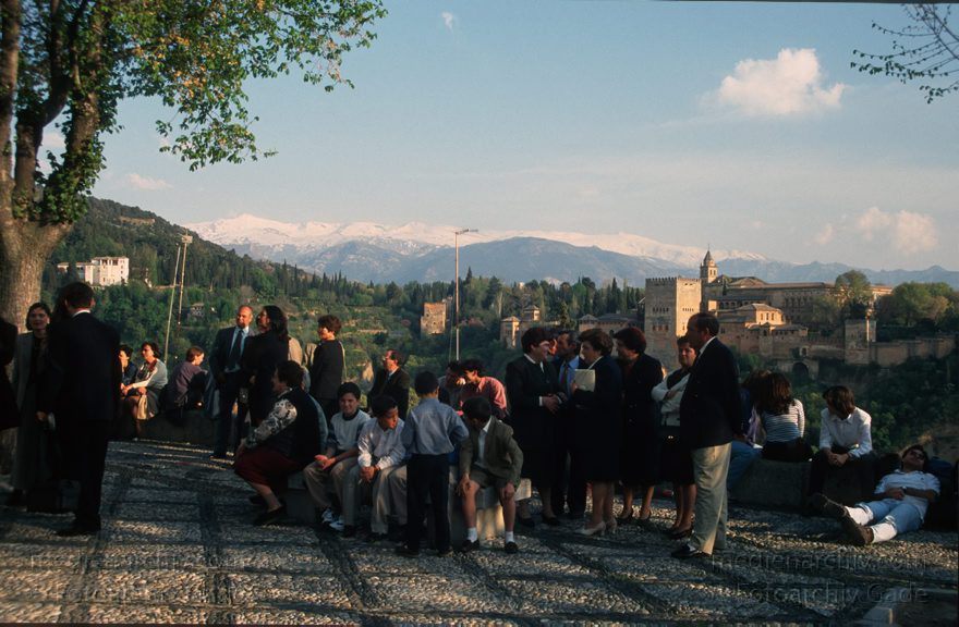 Spanien. Andalusien. Granada
März 1997. Spanien. Andalusien. Granada. - Spain. Andalusia. Granada liegt am Fuß der Sierra Nevada . - España Andalucía Granada
Schlüsselwörter: Andalucía;Andalusia;Andalusien;Córdoba;España;Granada;Spain;1997;Spanien