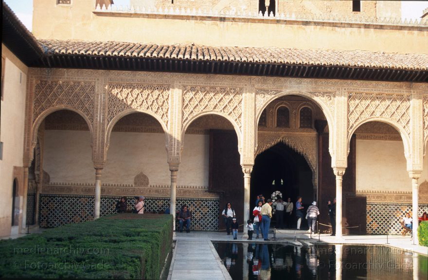 Spanien. Andalusien. Granada. Alhambra
März 1997. Spanien. Andalusien. Granada Alhambra. - Spain. Andalusia. Granada liegt am Fuß der Sierra Nevada . - España Andalucía Granada.
Schlüsselwörter: Alhambra;Andalucía;Andalusia;Andalusien;Córdoba;España;Granada;Spain;1997;Spanien