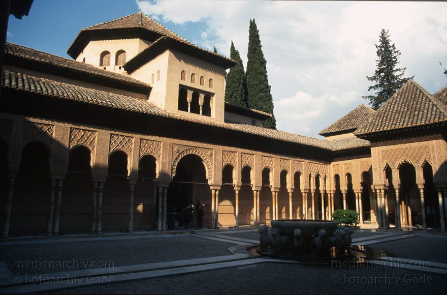 Spanien. Andalusien. Granada. Alhambra
März 1997. Spanien. Andalusien. Granada Alhambra. - Spain. Andalusia. Granada liegt am Fuß der Sierra Nevada . - España Andalucía Granada.
Schlüsselwörter: Alhambra;Andalucía;Andalusia;Andalusien;Córdoba;España;Granada;Spain;1997;Spanien