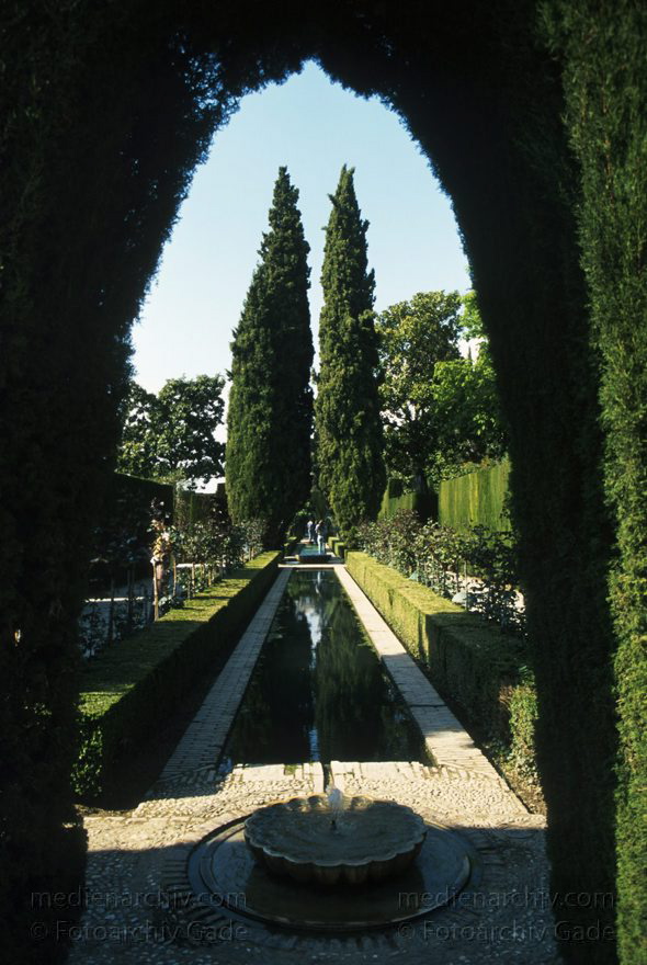 Spanien. Andalusien. Granada. Alhambra
März 1997. Spanien. Andalusien. Granada. Alhambra. Generalife
Schlüsselwörter: Alhambra;Andalusien;Generalife;Granada;Spain;1997;Spanien