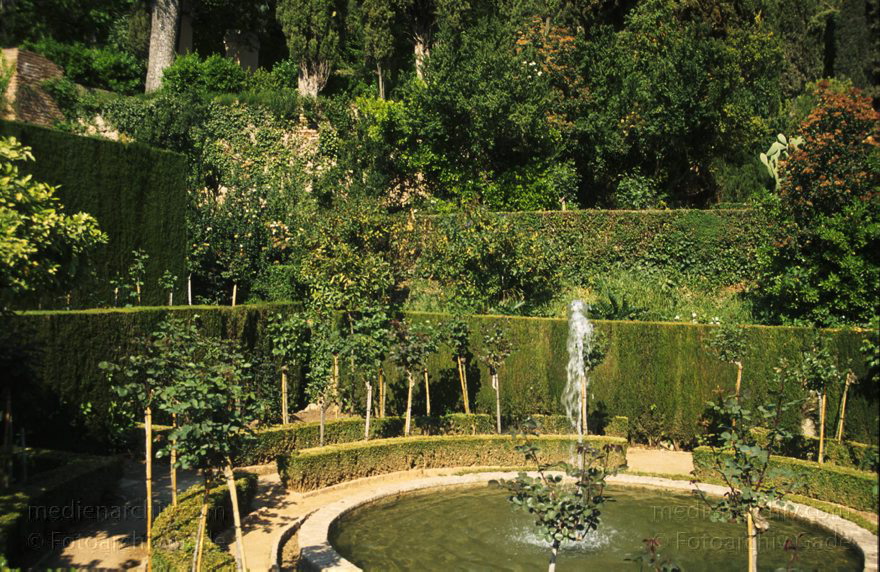 Spanien. Andalusien. Granada. Alhambra
März 1997. Spanien. Andalusien. Granada. Alhambra.
Schlüsselwörter: Alhambra;Andalusien;Granada;Spain;1997;Spanien