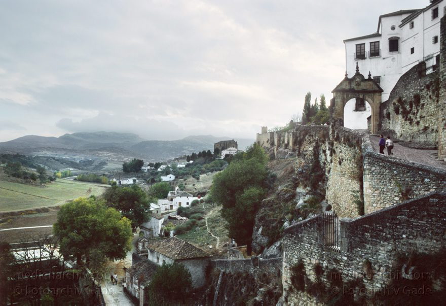 Spanien. Andalusien. Ronda
November 1998. Spanien. Andalusien. Ronda. Kleinstadt in der andalusischen Provinz Málaga.  Spain. Andalusia. España. Andalucía.
Schlüsselwörter: Andalucía;Andalusia;Andalusien;España;Ronda;Spain;1998;Spanien