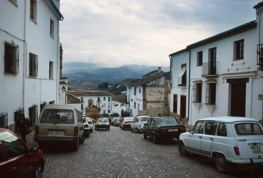 Spanien. Andalusien. Ronda
November 1998. Spanien. Andalusien. Ronda. Kleinstadt in der andalusischen Provinz Málaga.  Spain. Andalusia. España. Andalucía.
Schlüsselwörter: Andalucía;Andalusia;Andalusien;España;Ronda;Spain;1998;Spanien