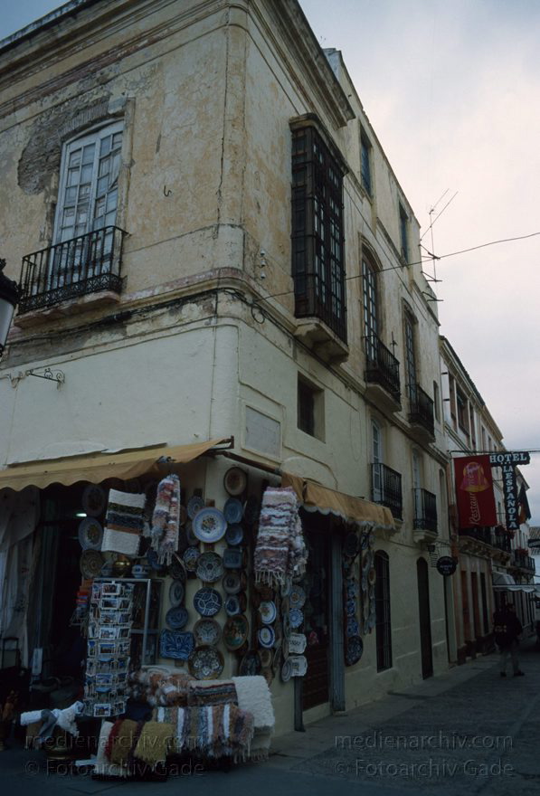 Spanien. Andalusien. Ronda
November 1998. Spanien. Andalusien. Ronda. Kleinstadt in der andalusischen Provinz Málaga.  Spain. Andalusia. España. Andalucía.
Schlüsselwörter: Andalucía;Andalusia;Andalusien;España;Ronda;Spain;1998;Spanien
