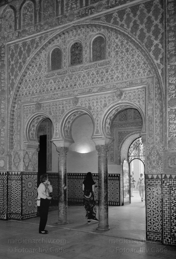 Spanien. Andalusien. Sevilla
März 1997. Spanien. Andalusien. Sevilla. Spain. Andalusia. España. Andalucía.
Schlüsselwörter: Andalucía;Andalusia;Andalusien;España;Sevilla;Spain;1997;Spanien