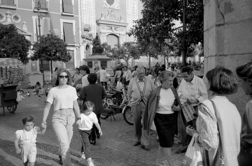 Spanien. Andalusien. Sevilla
März 1997. Spanien. Andalusien. Sevilla. Spain. Andalusia. España. Andalucía.
Schlüsselwörter: Andalucía;Andalusia;Andalusien;España;Sevilla;Spain;1997;Spanien