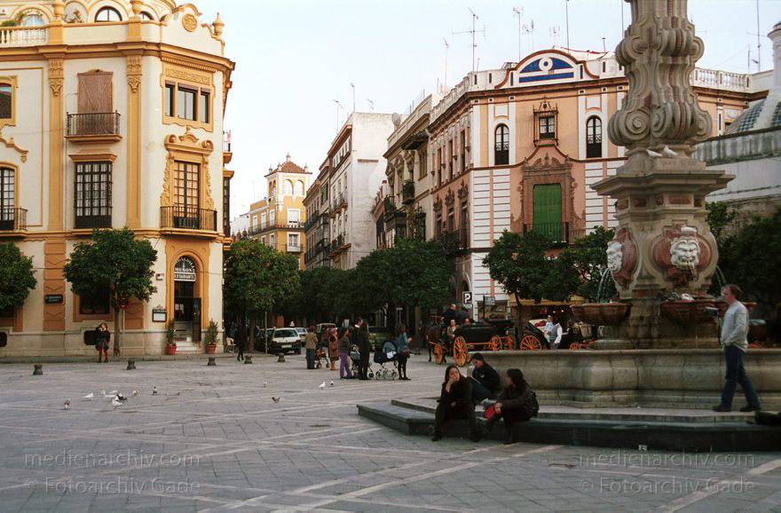 Spanien. Andalusien. Sevilla
November 2000. Spanien. Andalusien. Sevilla.
Schlüsselwörter: Andalusien;Sevilla;Spain;2000;Spanien