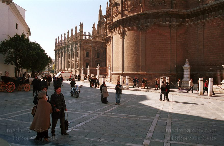 Spanien. Andalusien. Sevilla
November 2000. Spanien. Andalusien. Sevilla. Giralda
Schlüsselwörter: Andalusien;Giralda;Sevilla;Spain;2000;Spanien