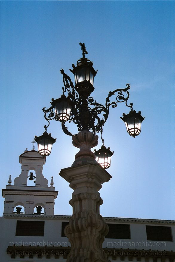 Spanien. Andalusien. Sevilla
November 2000. Spanien. Andalusien. Sevilla.
Schlüsselwörter: Andalusien;Sevilla;Spain;2000;Spanien