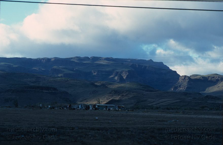 Spanien. Kanarische Inseln. Gran Canaria
Dezember 1996. Spanien. Kanarische Inseln. Islas Canarias. Gran Canaria. Urlaub - Strand - Sonne.
Schlüsselwörter: Canary Islands;Gran Canaria;Islas Canarias;Kanarische Inseln;Sonne;Spanien;Strand;1996;Urlaub