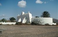 Dateiname=Spanien-Kanarische-Lanzarote-Cos-199311-40.jpg
Dateigröße=191KB
Abmessungen: 880x563
hinzugefügt am: 05. Januar 2016 Spanien-Kanarische-Lanzarote-Cos-199311-40.jpg