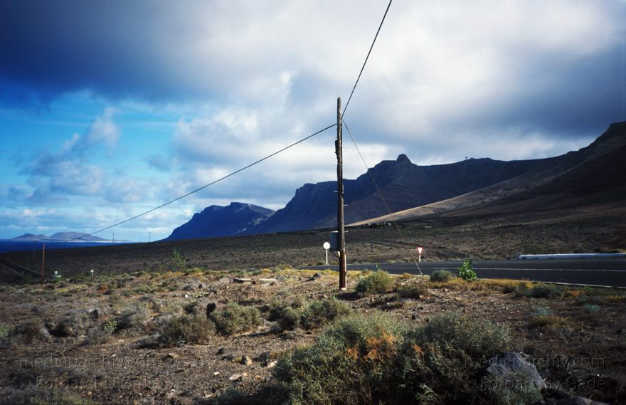 Lanzarote. Famara Landschaft
Dezember 1996. Spanien. Kanarische Inseln. Lanzarote. Famara Landschaft. Strommast. Stromleitung. Mast
Schlüsselwörter: 1996;canarias;Canary Islands;Famara;Kanarische Inseln;Lanzarote;Spain;Spanien;Stromleitung
