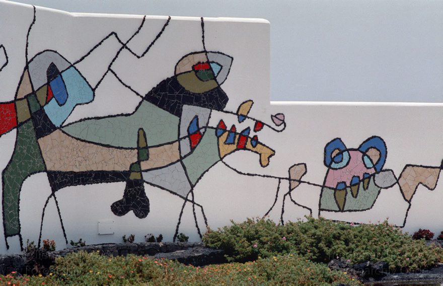 Lanzarote. Tahiche. Fundación César Manrique
12. 7. 1994. Spanien. Kanarische Inseln. Lanzarote. Tahiche. Fundación César Manrique (Stiftung César Manrique) Museum. -  Spain. Canary Islands. Espana. Islas Canarias
Schlüsselwörter: 1994;canarias;Canary Islands;Fundación César Manrique;Kanarische Inseln;Lanzarote;Spain;Spanien;Tahiche