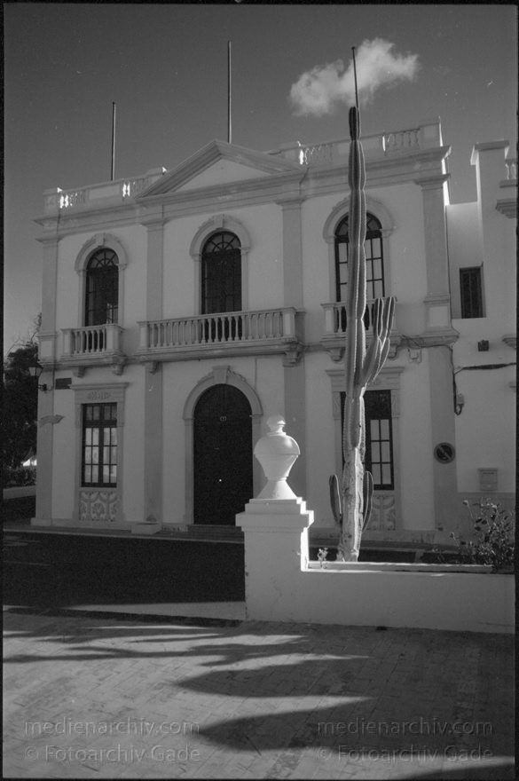 Lanzarote. Haria
November 1993. Spanien. Kanarische Inseln. Lanzarote. Haria
Schlüsselwörter: 1993;canarias;Canary Islands;Haria;Kanarische Inseln;Lanzarote;Spain;Spanien