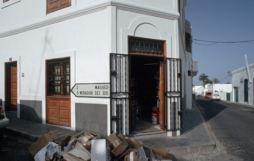 Lanzarote. Haria
Juni 1994. Spanien. Kanarische Inseln. Lanzarote. Haria
Schlüsselwörter: 1994;canarias;Canary Islands;Haria;Kanarische Inseln;Lanzarote;Spain;Spanien