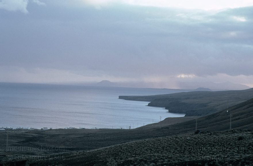 Lanzarote. Famara. Bei Playa Quemada
Dezember 1996. Spanien. Kanarische Inseln. Lanzarote. Famara. bei Playa Quemada. Meer. Atlantik
Schlüsselwörter: 1996;Atlantik;Canary Islands;Espana;Famara;Islas Canarias;Kanarische Inseln;Lanzarote;Meer;Playa Quemada;Spain;Spanien