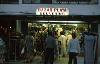 Spanien-Kanarische-Lanzarote-Puerto-del-Carmen-199511-12.jpg