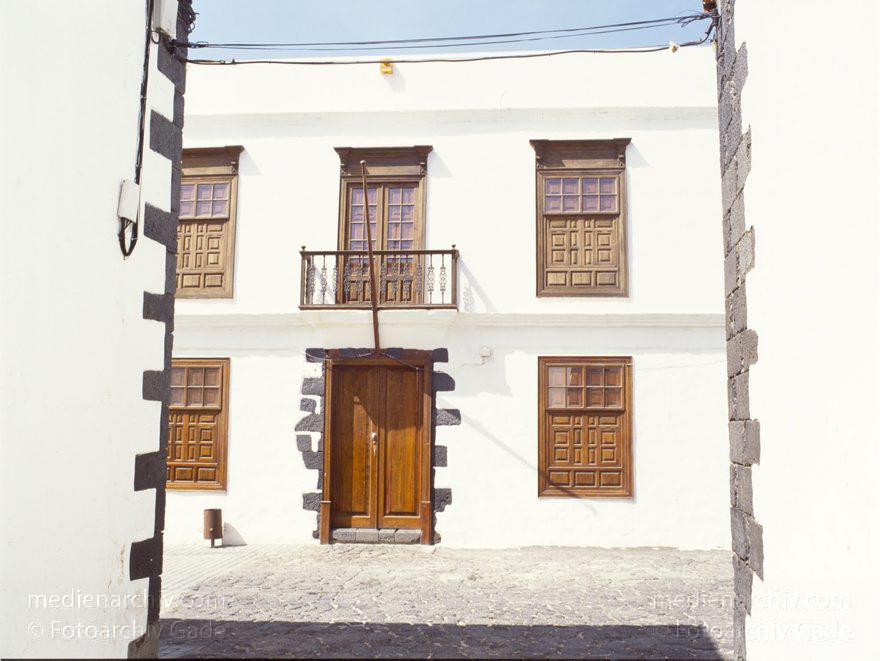 Lanzarote. Teguise.
28. 2. 1992. Spanien. Kanarische Inseln. Lanzarote. Teguise
Schlüsselwörter: 1992;Canary Islands;Islas Canarias;Kanarische Inseln;Lanzarote;Spain;Spanien;Teguise