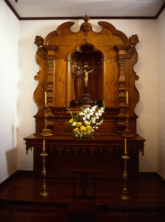 Lanzarote. Teguise. Museum Palacio Spínola
28. 2. 1992. Spanien. Kanarische Inseln. Lanzarote. Teguise. Museum Palacio Spínola. Spain. Canary Islands. Espana. Islas Canarias
Schlüsselwörter: 1992;Canary Islands;Islas Canarias;Kanarische Inseln;Lanzarote;Museum;Palacio Spínola;Spain;Spanien;Teguise
