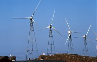 Spanien-Kanarische-Lanzarote-Windpark-199411-12.jpg