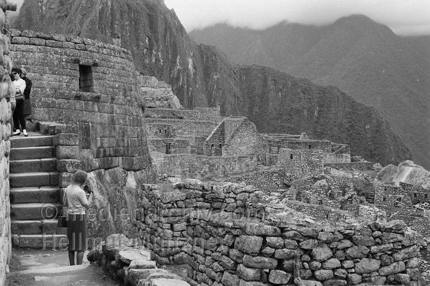 1964. Peru. Machu Picchu in den Anden
1964. Peru. Machu Picchu in den Anden. Berge. Kordilleren
Schlüsselwörter: 1964;Anden;Berge;Kordilleren;Lateinamerika;Machu Picchu;Peru;Südamerika