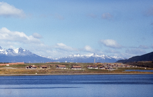 1981. Südamerika. Argentinien.
1981. Südamerika. Lateinamerika. Argentinien.
Schlüsselwörter: 1981;Argentinien;Lateinamerika;Südamerika