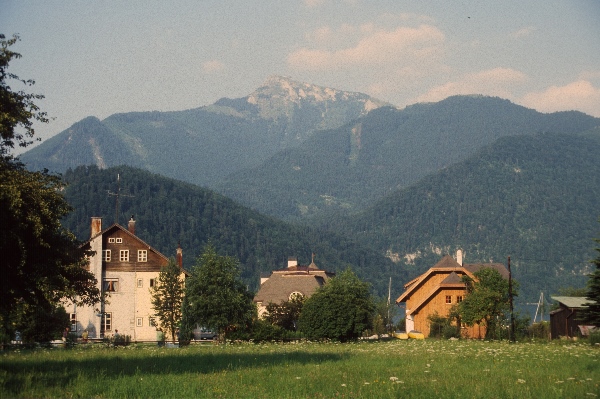 1981. Österreich. Land Salzburg / Salzburger Land. Pinzgau. Region: Zeller See.
1981. Österreich. Bundesland: Land Salzburg / Salzburger Land. Bezirk Pinzgau, Region: Zeller See, Berge: Kitzsteinhorn
Schlüsselwörter: 1981;Alpen;Land Salzburg;Salzburger Land;Österreich